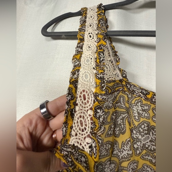 By Anthropologie Sleeveless Yellow and Brown Floral Crochet Bardot Blouse US 10 - Picture 12 of 16